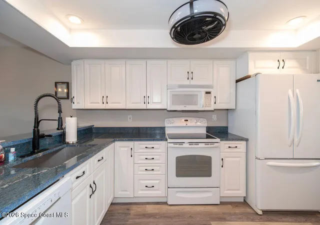 4th image of 250 S Sykes Creek Pkwy, MERRITT ISLAND, FL 32952