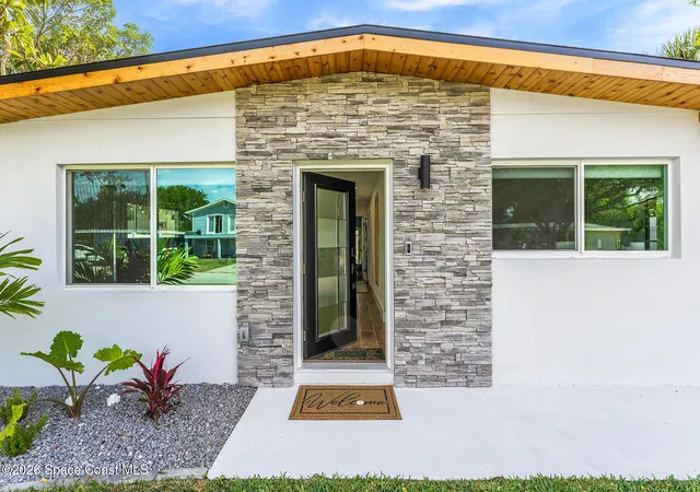 3rd image of 333 Tyler Ave, Cape Canaveral, FL 32920 | MLS# 1079383