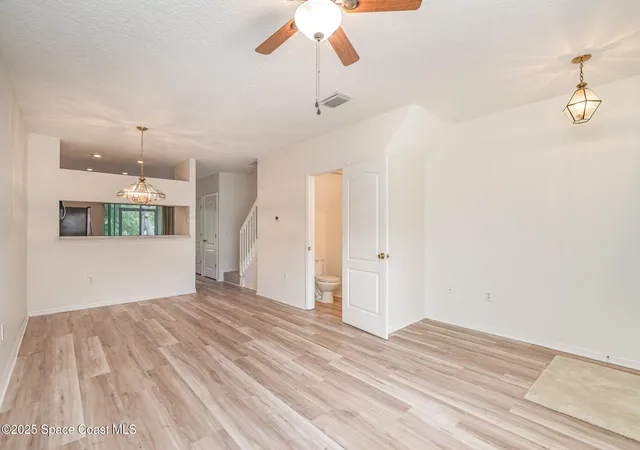 Photo 3 of Sale Pending at 1422 Hampton Park Ln, Melbourne, FL 32940 | MLS# 1079221 | Listing updated on 2026-09-08