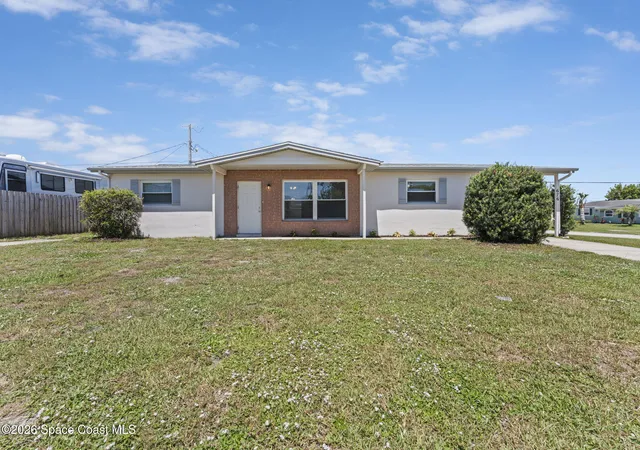 5th image of 676 Ixora Dr, Melbourne, FL 32935 | MLS# 1082055