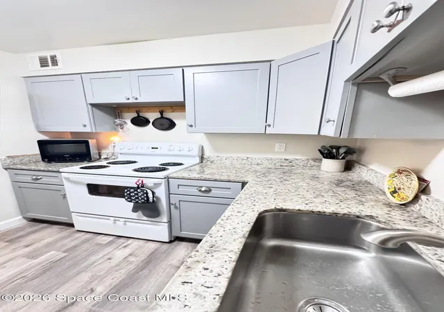 3rd image of 185 Treasure St #B2-105, Merritt Island, FL 32952 | MLS# 1079327