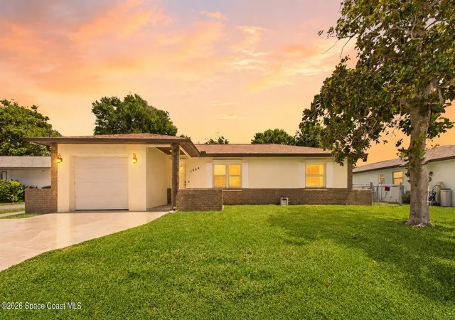 Photo 1 of Single family home for sale at 1964 W Shores Rd, Melbourne, FL 32935 | MLS# 1079851 | Listing updated on 2026-09-13