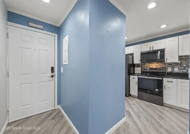 4th image of 1010 Pinetree Dr #208, Satellite Beach, FL 32937 | MLS# 1079756