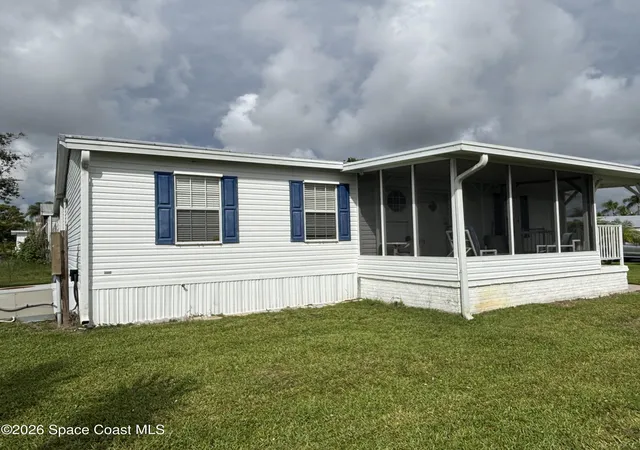 Photo 3 of Manufactured home for sale at 6129 97th Street, Sebastian, FL 32958 | MLS# 1079498 | Listing updated on 2026-07-13