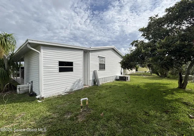 Photo 3 of Manufactured home for sale at 6129 97th Street, Sebastian, FL 32958 | MLS# 1079498 | Listing updated on 2026-07-13