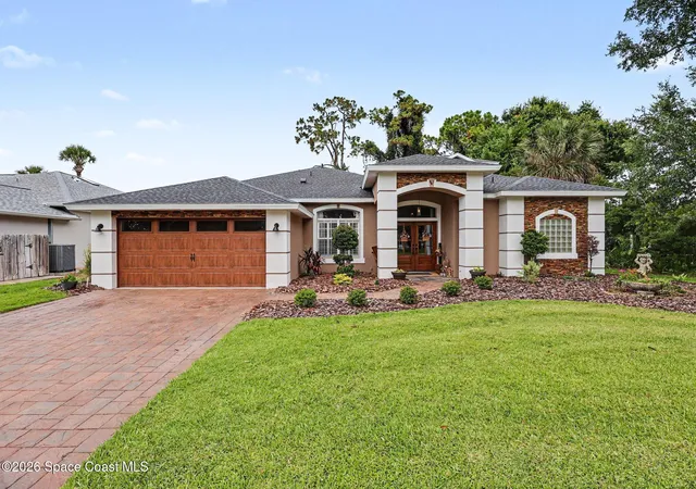 Photo 2 of Single family home for sale at 663 Sheridan Woods Dr, Melbourne, FL 32904 | MLS# 1079746 | Listing updated on 2026-07-17