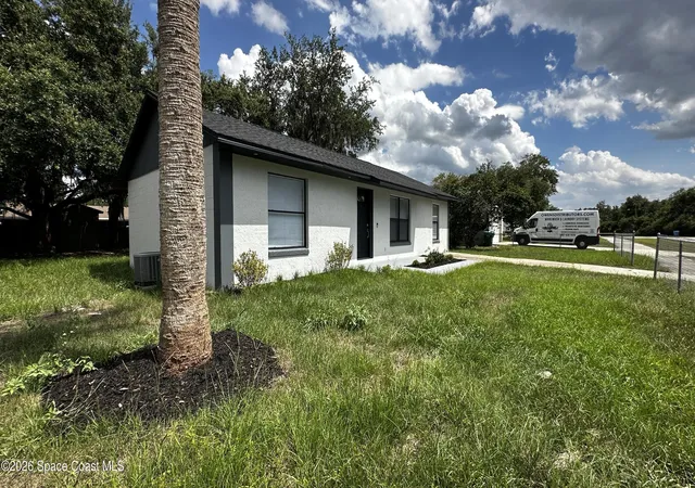 Homes for sale in Deltona, FL | 65 S Courtland Blvd, Deltona, FL 32738 | MLS# 1079667