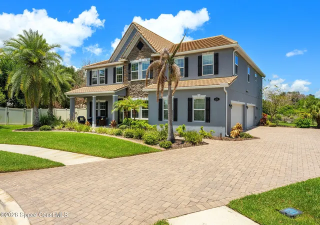 Homes for sale in Merritt Island, FL | 608 Mandalay Grove Ct, Merritt Island, FL 32953 | MLS# 1080254