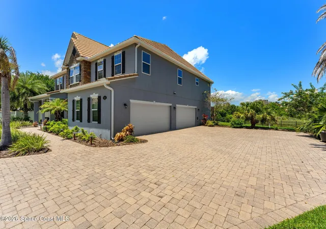 Homes for sale in Merritt Island, FL | 608 Mandalay Grove Ct, Merritt Island, FL 32953 | MLS# 1080254