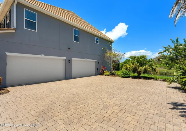 Homes for sale in Merritt Island, FL | 608 Mandalay Grove Ct, Merritt Island, FL 32953 | MLS# 1080254