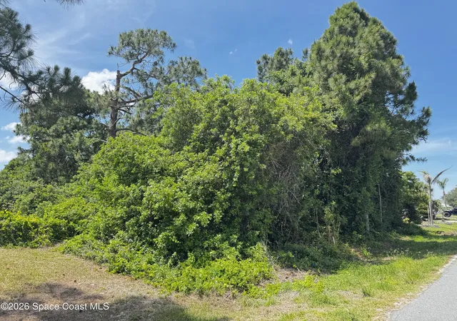Photo 2 of Sale Pending at 2172 Rockabye Ave Se, Palm Bay, FL 32909 | MLS# 1079832 | Listing updated on 2026-07-02