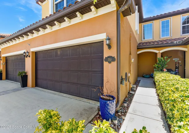 Photo 4 of Townhouse for sale at 722 Carlsbad Dr, Satellite Beach, FL 32937 | MLS# 1080004 | Listing updated on 2026-07-31
