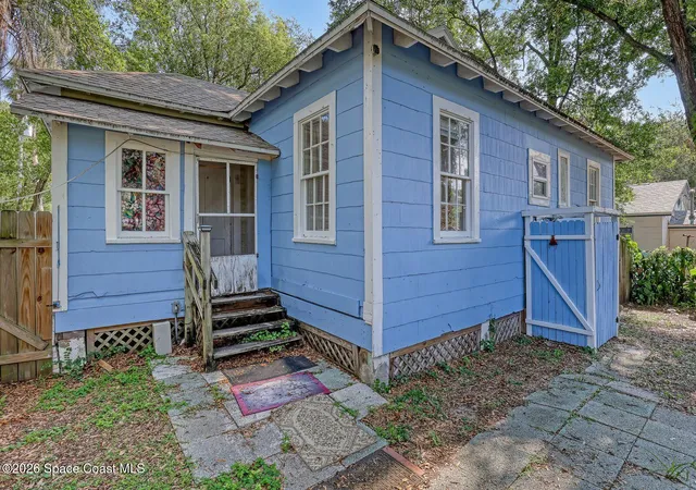 5th image of 107 Oak St, Cocoa, FL 32922 | MLS# 1080078