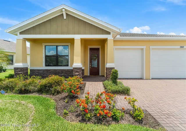 3rd image of 1363 Great Belt Cir, Melbourne, FL 32940 | MLS# 1080575