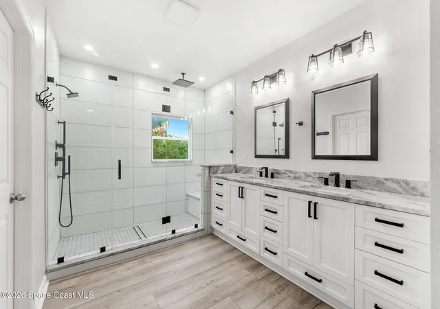 Photo 2 of Single family home for sale at 869 Fiddleleaf Cir, Melbourne, FL 32904 | MLS# 1080095 | Listing updated on 2026-09-02