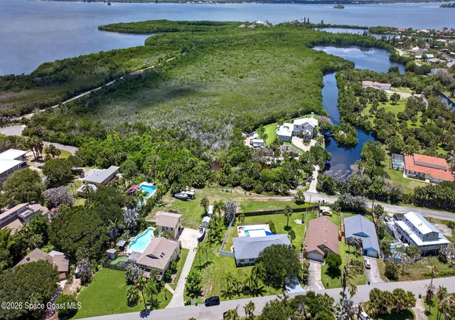 Photo 3 of Single family home for sale at 5180 Palmetto Dr, Melbourne Beach, FL 32951 | MLS# 1080165 | Listing updated on 2026-08-24