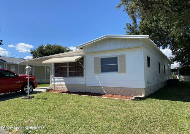 Homes for sale in Barefoot Bay, FL | 703 Lark Dr, Barefoot Bay, FL 32976 | MLS# 1080185