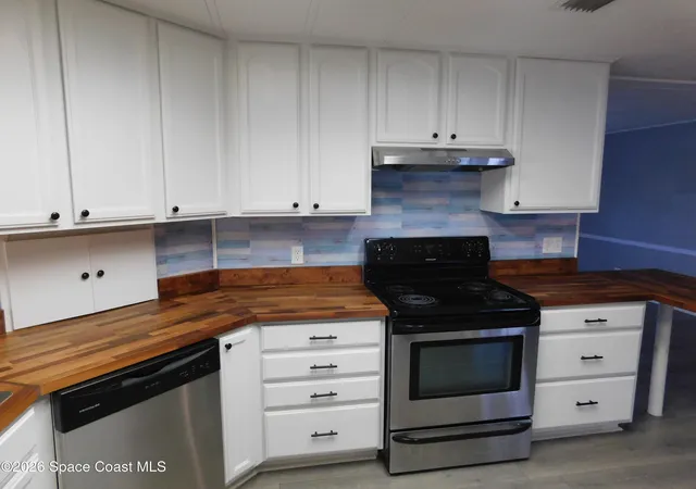 Photo 4 of Manufactured home for sale at 763 Lark Dr, Sebastian, FL 32976 | MLS# 1080193 | Listing updated on 2026-09-13