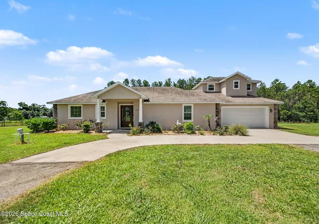 Single family home for sale at 11200 Buckhill Ln, Clermont, FL 34715 | MLS# 1080924