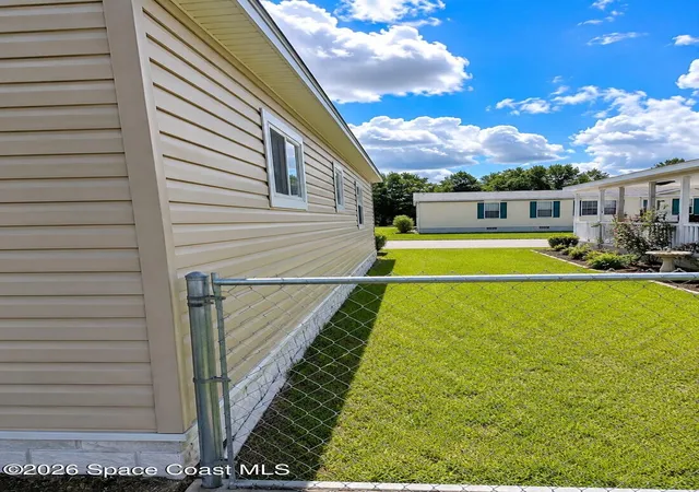 5th image of 1109 Wren Cir E, Barefoot Bay, FL 32976 | MLS# 1080802