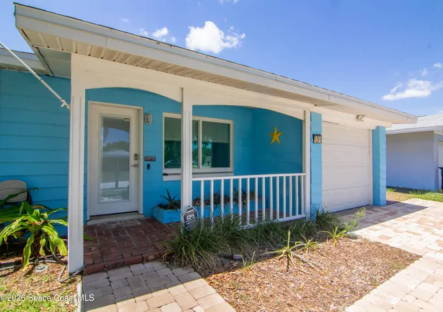 Homes for sale in Merritt Island, FL | 1291 Fiddler Ave, Merritt Island, FL 32952 | MLS# 1080589