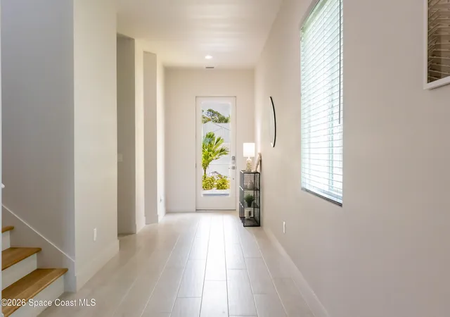 Photo 3 of Single family home for sale at 2148 Country Clb Rd, Melbourne, FL 32901 | MLS# 1080506 | Listing updated on 2026-06-20