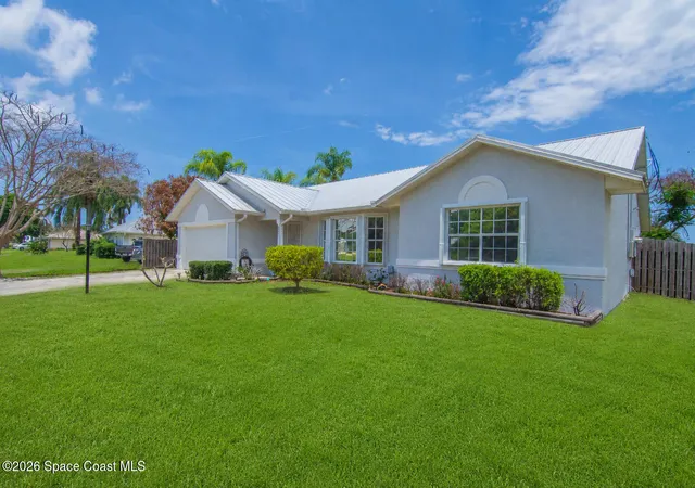 Photo 2 of Single family home for sale at 474 Arbor St, Sebastian, FL 32958 | MLS# 1080435 | Listing updated on 2026-09-13