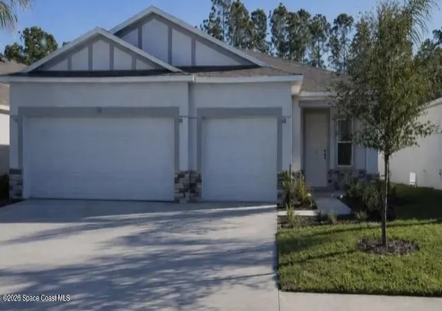 Photo 1 of Single family home for sale at 1927 Travelers Palm Dr, Edgewater, FL 32141 | MLS# 1080544 | Listing updated on 2026-08-20