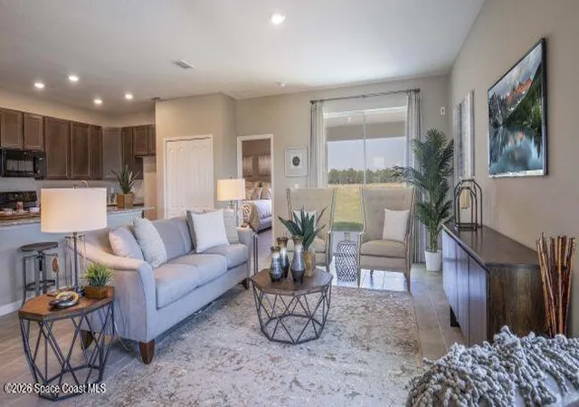 Photo 5 of Single family home for sale at 1927 Travelers Palm Dr, Edgewater, FL 32141 | MLS# 1080544 | Listing updated on 2026-08-20