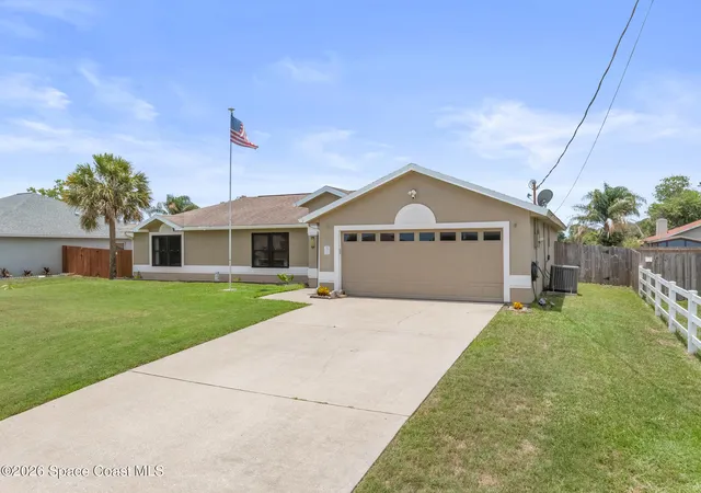 3rd image of 6126 Sunflower Dr, Cocoa, FL 32927 | MLS# 1080570