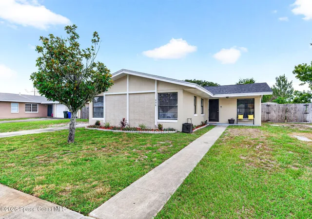 4th image of 996 Botany Ln, Rockledge, FL 32955 | MLS# 1080745