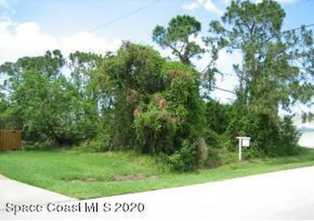 3rd image of 1091 Cordova St Se, Palm Bay, FL 32909 | MLS# 1080776