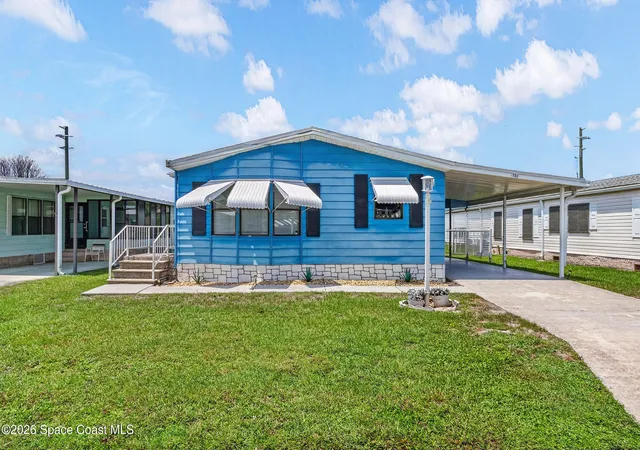 Homes for sale in Barefoot Bay, FL | 730 Periwinkle Cir, Barefoot Bay, FL 32976 | MLS# 1081101