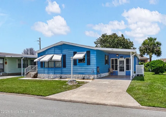 Photo 2 of Single family home for sale at 730 Periwinkle Cir, Sebastian, FL 32976 | MLS# 1081101 | Listing updated on 2026-09-04