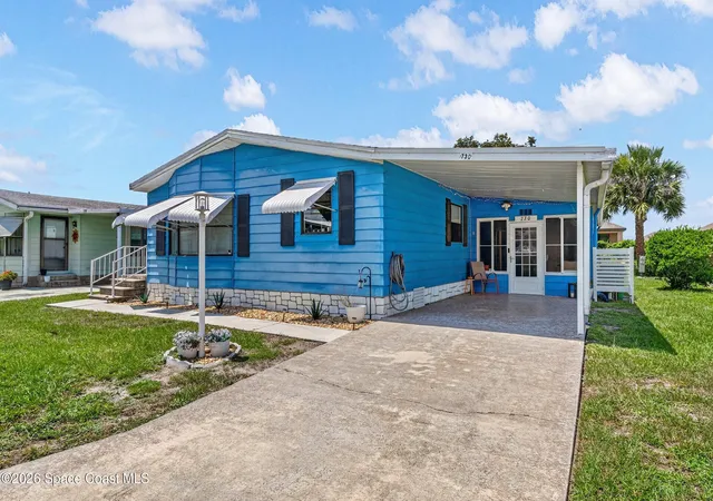 Photo 4 of Single family home for sale at 730 Periwinkle Cir, Sebastian, FL 32976 | MLS# 1081101 | Listing updated on 2026-09-04