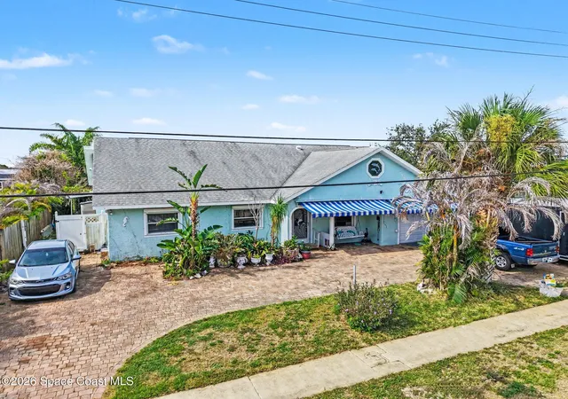 3rd image of 1425 Glen Haven Dr, Merritt Island, FL 32952 | MLS# 1080886