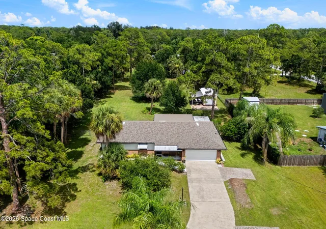 Photo 1 of Sale Pending at 2471 Arizona St, Melbourne, FL 32904 | MLS# 1082202 | Listing updated on 2026-09-16