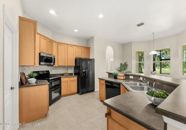 Photo 4 of Single family home for sale at 1860 Windbrook Dr SE, Palm Bay, FL 32909 | MLS# 1081094 | Listing updated on 2026-09-17