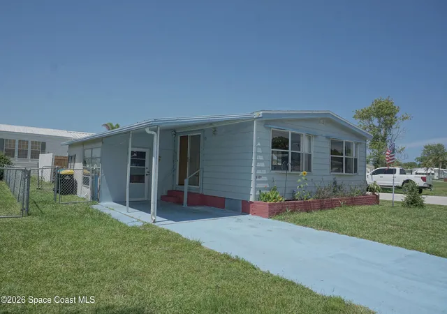 Photo 3 of Manufactured home for sale at 2339 Royal Palm Dr Ne, Palm Bay, FL 32905 | MLS# 1081111 | Listing updated on 2026-08-04
