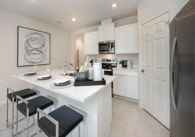 Photo 4 of Single family home for sale at 1663 Garabaldi Cir SE, Palm Bay, FL 32909 | MLS# 1081122 | Listing updated on 2026-09-09
