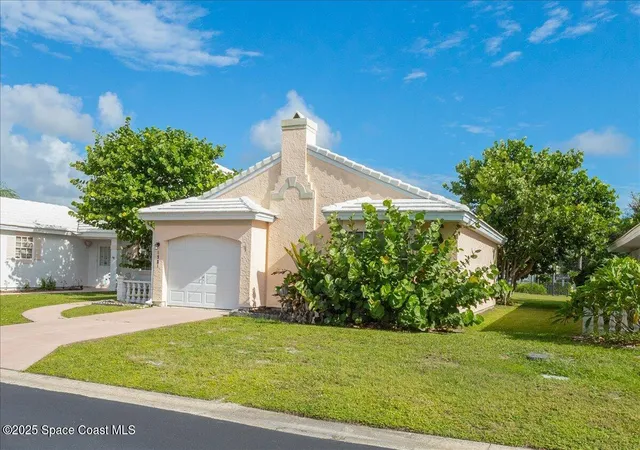 Photo 3 of Sale Pending at 1981 Tallowood Ct Ne, Palm Bay, FL 32905 | MLS# 1081142 | Listing updated on 2026-09-15