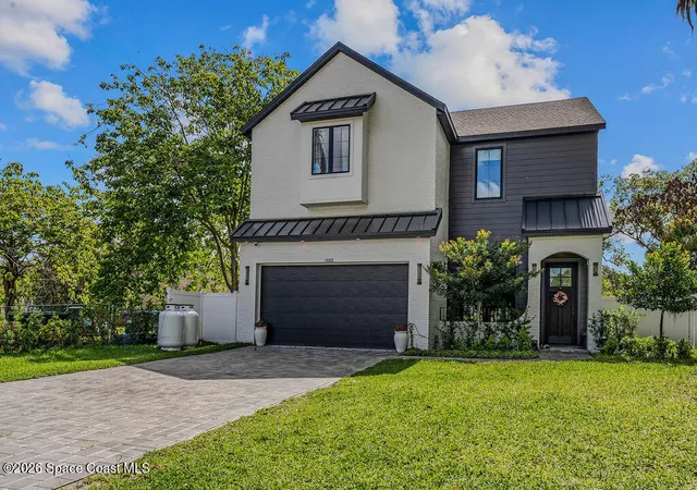 Photo 3 of Mansion for sale at 1605 Jessamine Ave, Orlando, FL 32806 | MLS# 1081182 | Listing updated on 2026-08-21