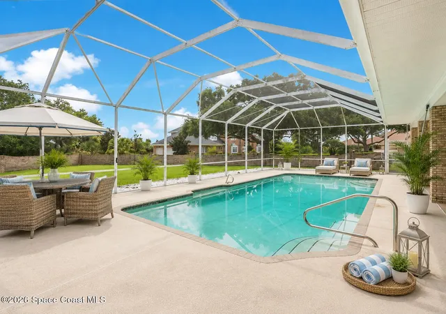 Photo 2 of Mansion for sale at 772 Oak Park Dr, Melbourne, FL 32940 | MLS# 1082124 | Listing updated on 2026-09-11