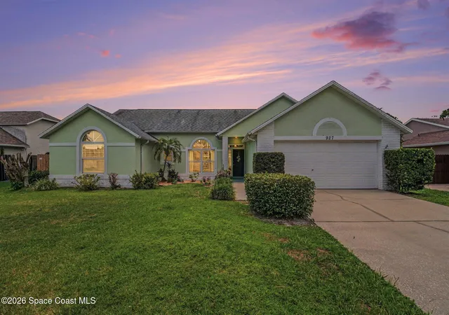 1st image of 927 Jamestown Dr, Rockledge, FL 32955 | MLS# 1081556