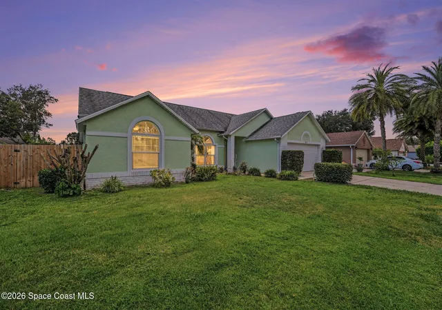 4th image of 927 Jamestown Dr, Rockledge, FL 32955 | MLS# 1081556