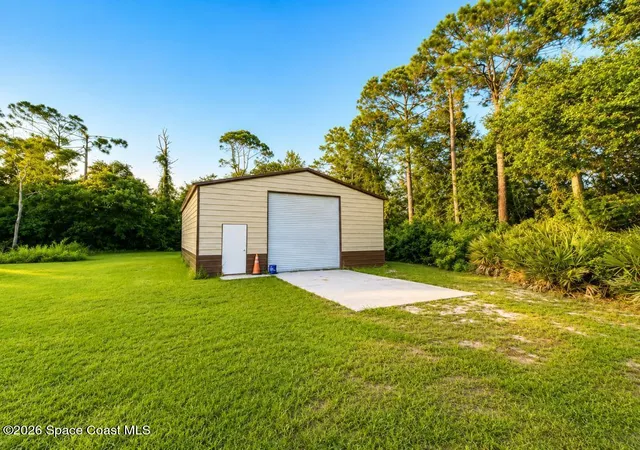4th image of 4040 Mccullough Rd, Mims, FL 32754 | MLS# 1081500