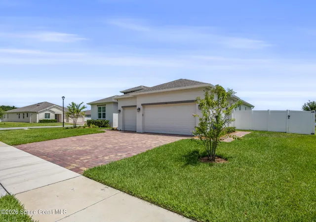 4th image of 195 Loymer Cir, Merritt Island, FL 32953 | MLS# 1081675
