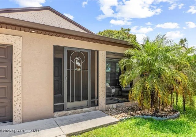 Photo 1 of Single family home for sale at 5 Danzar, Fort Pierce, FL 34951 | MLS# 1081560 | Listing updated on 2026-08-31