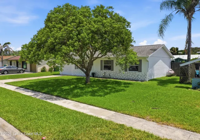 Photo 1 of Single family home for sale at 2803 Kensington Dr, Melbourne, FL 32935 | MLS# 1081599 | Listing updated on 2026-09-17