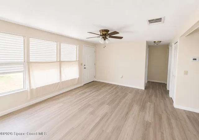 5th image of 581 Borraclough Ave Nw, Palm Bay, FL 32907 | MLS# 1082417